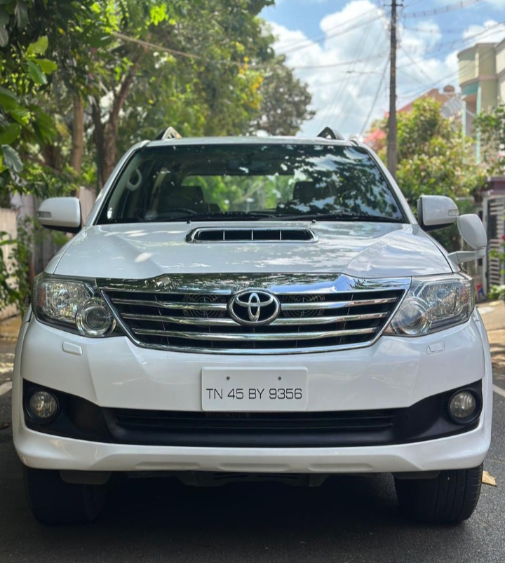 Toyata fortuner automatic